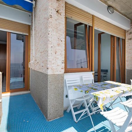 Appartamento Stupenda Vista Mare Берджеджи Экстерьер фото