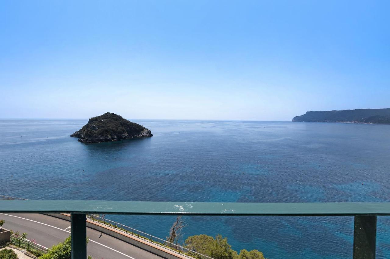 Appartamento Stupenda Vista Mare Берджеджи Экстерьер фото