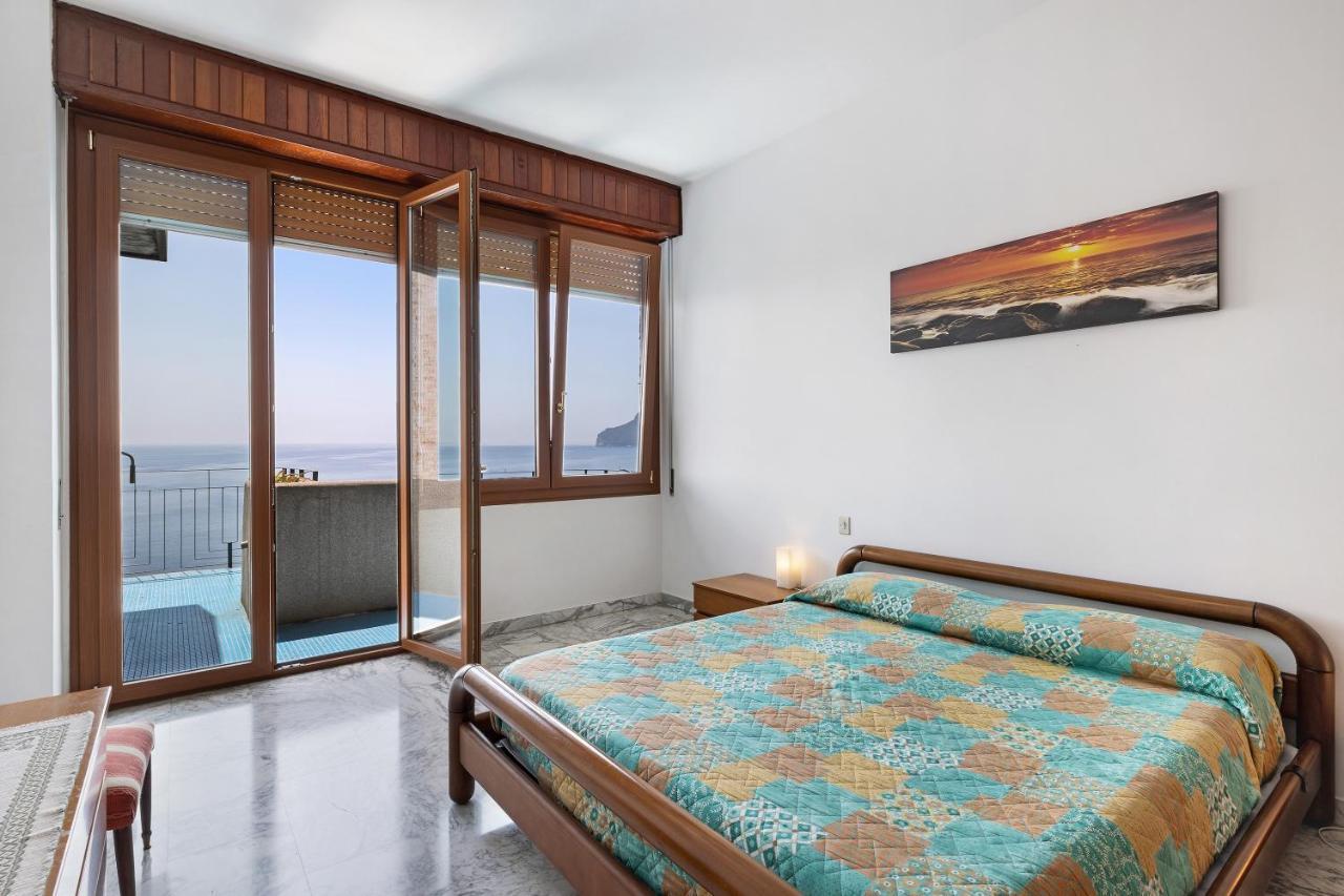 Appartamento Stupenda Vista Mare Берджеджи Экстерьер фото